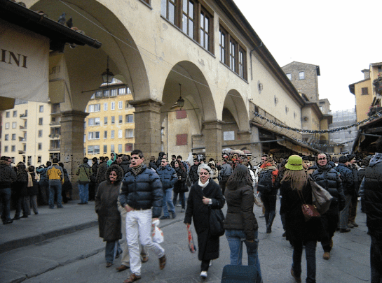 The inner street of Ponte Vecchio