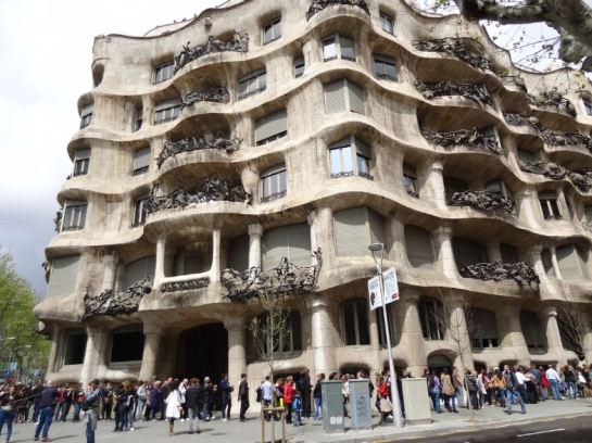 Gaudí on Paseo de Gracia, on a block with a 5,5 FAR